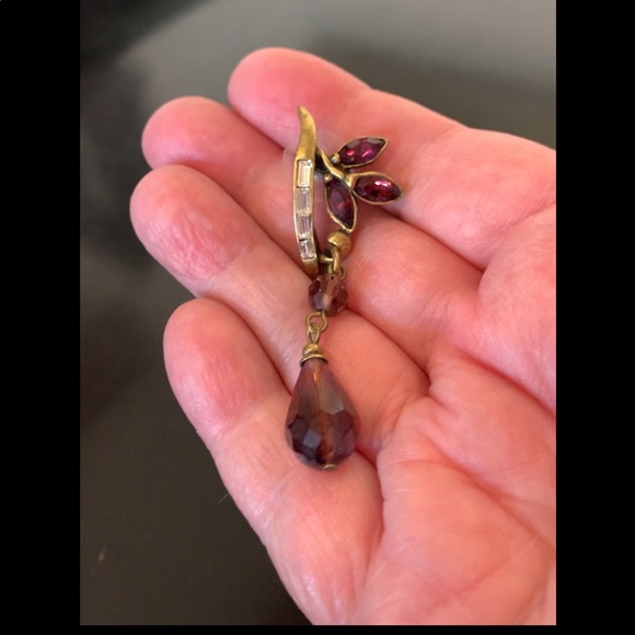 Exquisite Victorian style necklace/earrings with pink and purple crystals - Picture 9 of 9